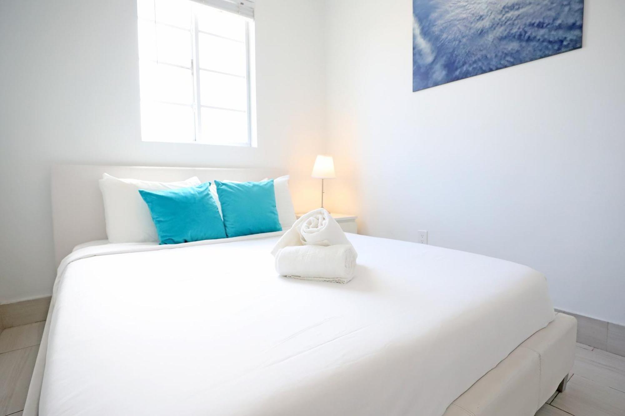 2 Bedroom Apartment 3 Minute Walk To South Beach & Ocean Drive Miami Beach Eksteriør bilde